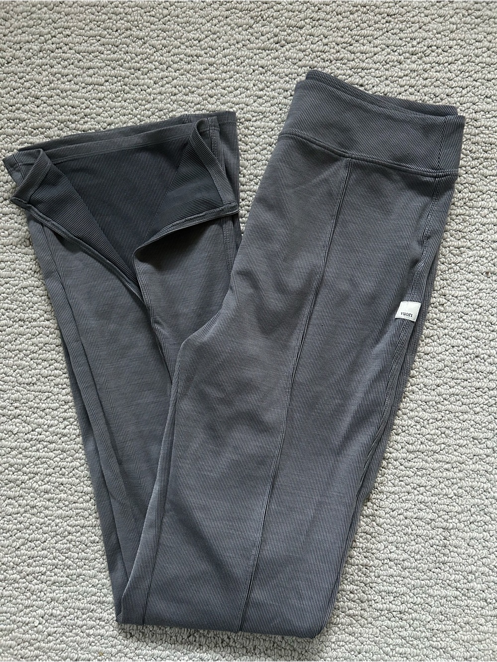 Vuori Lux Rib Split Flare Pants Womens M Grey VW4042
